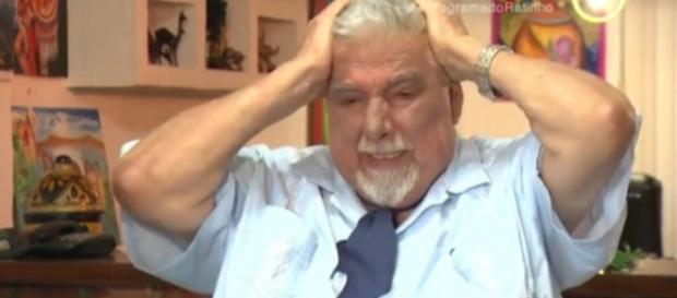 Professor Girafales chora ao falar de Chaves Professor Girafales chora ao falar de Chaves