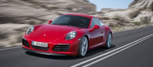 La nuova Porsche rossa fiammante