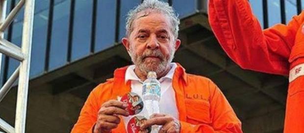 Metade dos brasileiros não votará em Lula Metade dos brasileiros não votará em Lula
