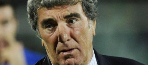 Dino Zoff, il leggendario portiere della Juventus.