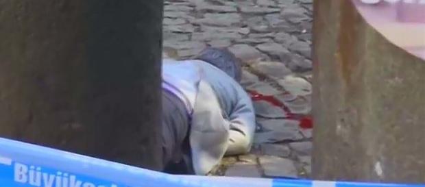Krew. łzy i bezsilny gniew na tureckich ulicach Krew. łzy i bezsilny gniew na tureckich ulicach