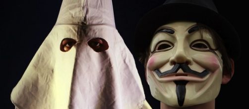 Guerra aperta fra Anonymous e Ku Klux Klan