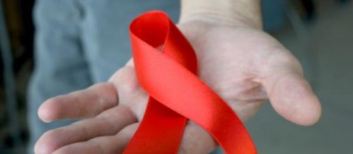Il fiocco rosso, simbolo della lotta all'AIDS