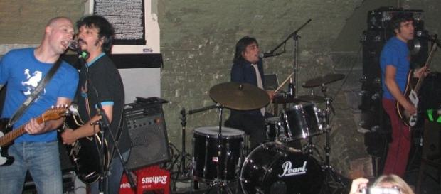El baterista y cantante Person fundó Súper Ratones El baterista y cantante Person fundó Súper Ratones