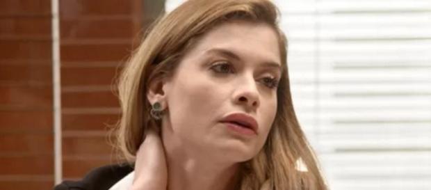 Emília tentará obrigar Lívia a se casar com Pedro Emília tentará obrigar Lívia a se casar com Pedro
