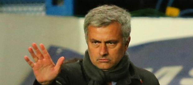 Mourinho e o paradigma da terceira época Mourinho e o paradigma da terceira época