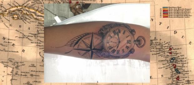Talita Araújo faz sua 6ª tatuagem Talita Araújo faz sua 6ª tatuagem
