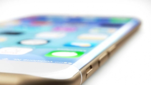 iPhone 7: il nuovo schermo OLED.