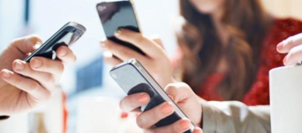 Alcune tariffe proposte da Vodafone e Tim Alcune tariffe proposte da Vodafone e Tim