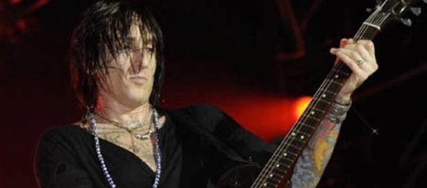 Fortus tocará con Guns N' Roses y Dead Daisies Fortus tocará con Guns N' Roses y Dead Daisies