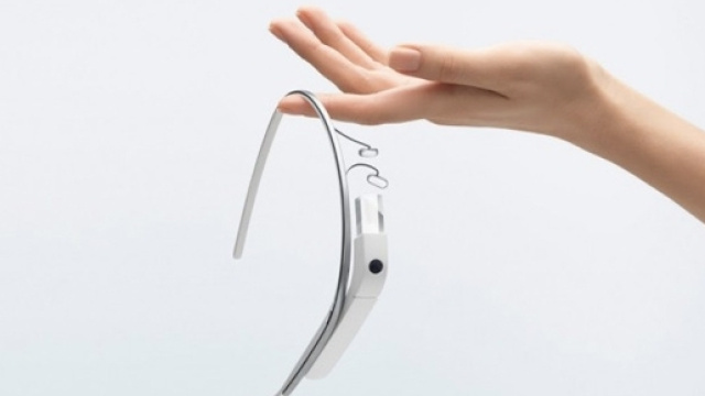 Google Glass 2: le novità suggerite dal brevetto