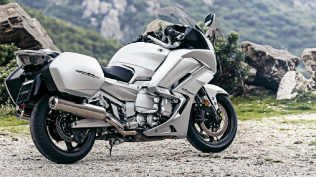 La nuova Yamaha FJR1300 my2016