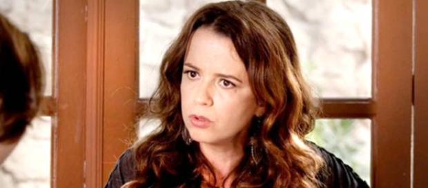 Severa ameaça contar segredo de Melissa Severa ameaça contar segredo de Melissa