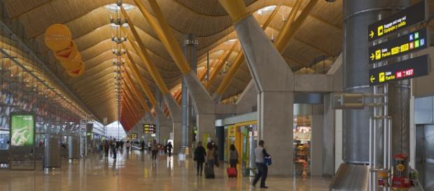 Terminal 4 del aeropuerto de Madrid-Barajas Terminal 4 del aeropuerto de Madrid-Barajas