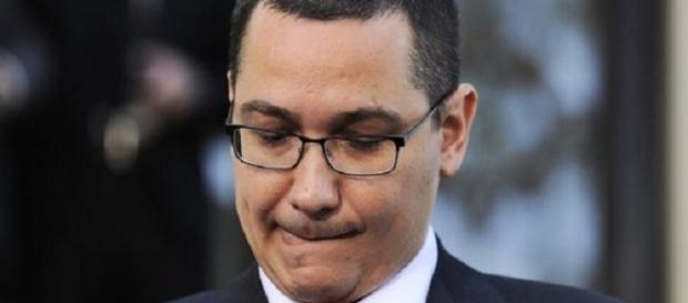 Victor Ponta şi-a anunţat demisia Victor Ponta şi-a anunţat demisia