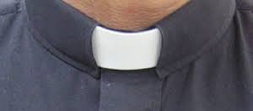Calabria: prete accusato di molestie su 12enne.