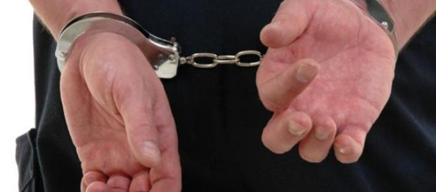 Aşa se simt oamenii neajutoraţi în faţa escrocilor Aşa se simt oamenii neajutoraţi în faţa escrocilor