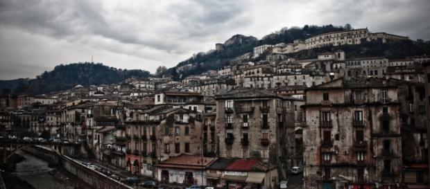 Abusi da parte di un sacerdote cosentino su 11enne Abusi da parte di un sacerdote cosentino su 11enne