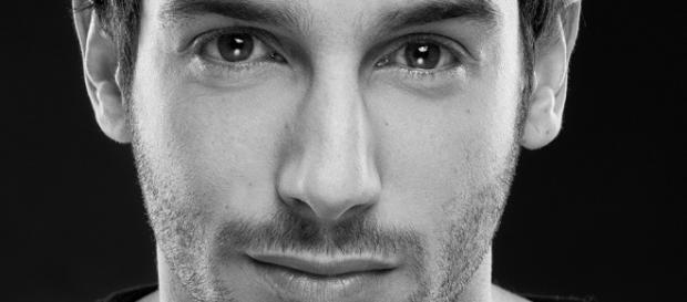 Jonas ha una nuova fidanzata? Staremo a vedere! Jonas ha una nuova fidanzata? Staremo a vedere!