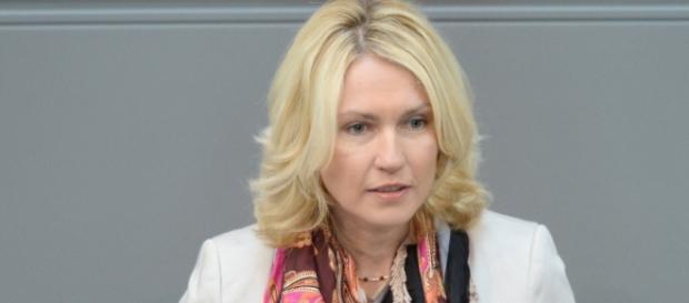 Unser Autor kommentiert zu Manuela Schwesig (SPD) Unser Autor kommentiert zu Manuela Schwesig (SPD)