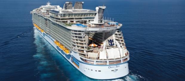 Navio Oasis of the Seas, de onde brasileiro caiu. Navio Oasis of the Seas, de onde brasileiro caiu.