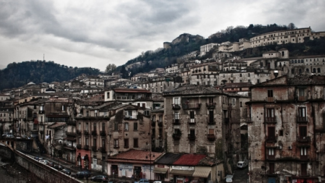 Abusi da parte di un sacerdote cosentino su 11enne