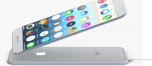 iPhone 7 potrebbe avere uno schermo OLED