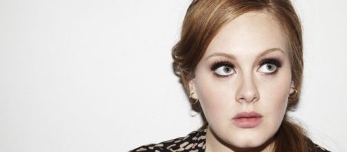 La cantante Adele in un primo piano