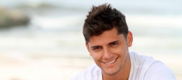 Bruno Gisoni viveu Guto em 'Babilônia' Bruno Gisoni viveu Guto em 'Babilônia'