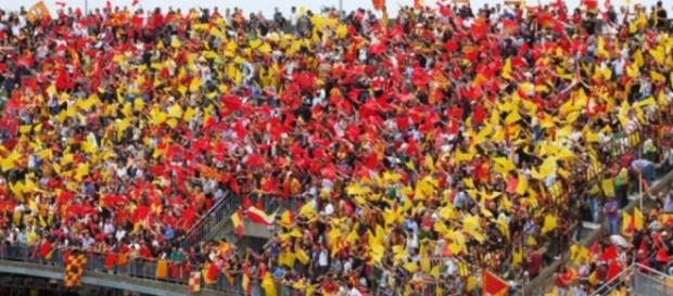 I tifosi del Lecce saranno presenti a Catanzaro. I tifosi del Lecce saranno presenti a Catanzaro.