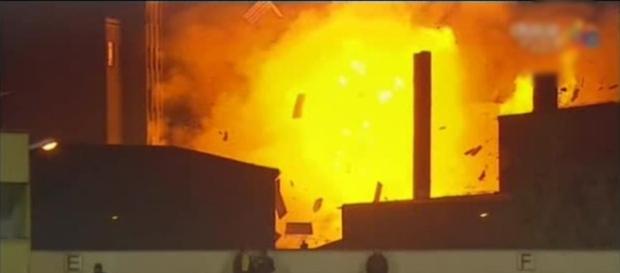 Incendiu la fabrica de paine Vel Pitar din Brasov Incendiu la fabrica de paine Vel Pitar din Brasov