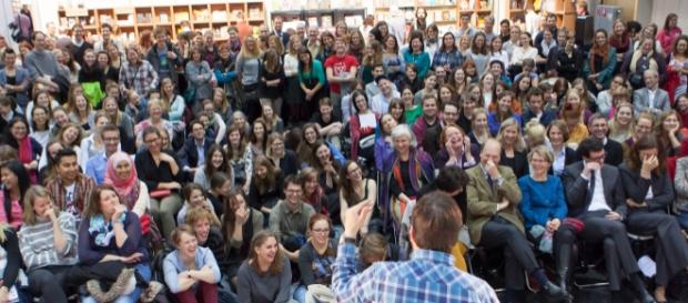 Lesen und Lachen: Poetry-Slam auf der Messe 2015 Lesen und Lachen: Poetry-Slam auf der Messe 2015