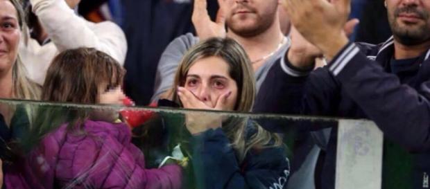 Roma chora pela morte de pai e filho torcedores. Roma chora pela morte de pai e filho torcedores.