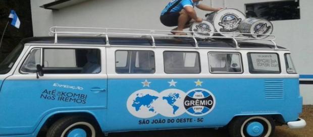Torcedores foram de Kombi ver Grêmio e Flamengo Torcedores foram de Kombi ver Grêmio e Flamengo