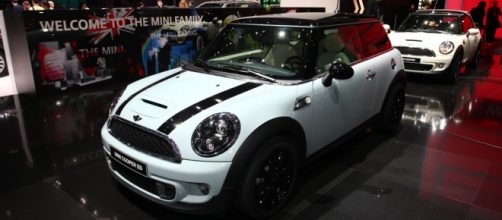 La nuova mini cooper SD bianca e nera