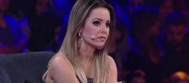 Sandy deve ficar de fora do próximo 'SuperStar' Sandy deve ficar de fora do próximo 'SuperStar'