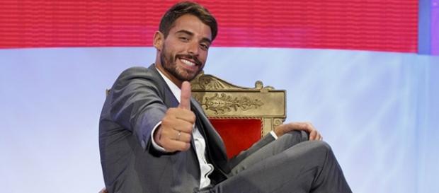 Amedeo perde Martina e Sophia, ma esce con Fabiola Amedeo perde Martina e Sophia, ma esce con Fabiola