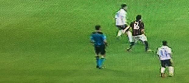 Atalanta pressing blocked Milan's play source Atalanta pressing blocked Milan's play source