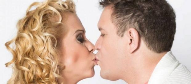 Assinatura de divórcio entre Joelma e Chimbinha Assinatura de divórcio entre Joelma e Chimbinha