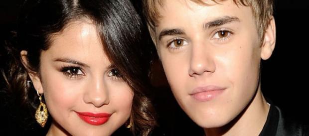 Selena e Justin podem voltar a namorar. Selena e Justin podem voltar a namorar.
