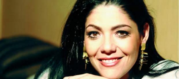 Cantora Beth Guzzo fica entre a vida e a morte Cantora Beth Guzzo fica entre a vida e a morte