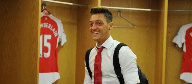 Mesut Özil bald mit Jose Mourinho beim FC Chelsea? Mesut Özil bald mit Jose Mourinho beim FC Chelsea?
