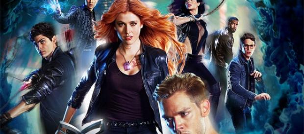 Os Intrumentos Mortais virou 'Shadowhunters' Os Intrumentos Mortais virou 'Shadowhunters'