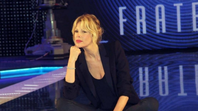 Alessia Marcuzzi durante un set fotografico