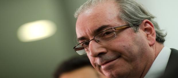 Cunha conta não apenas com deputados em sua defesa Cunha conta não apenas com deputados em sua defesa