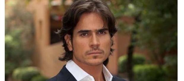 Daniel Arenas ficou sem trabalho. Daniel Arenas ficou sem trabalho.