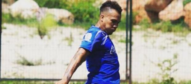 ARNOLD PERALTA JUGADOR HONDUREÑO ARNOLD PERALTA JUGADOR HONDUREÑO