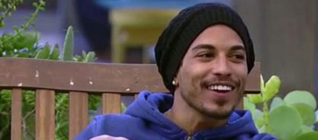 Douglas quer trabalhar em novela da Record Douglas quer trabalhar em novela da Record
