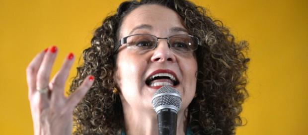 Lulciana Genro critica Michel Temer Lulciana Genro critica Michel Temer