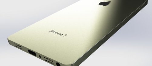 Apple iPhone 7: Display curvo?